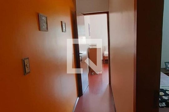 Corredor de casa à venda com 3 quartos, 150m² em Imirim, São Paulo