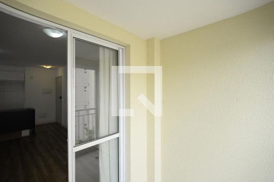Varanda de apartamento para alugar com 3 quartos, 75m² em Cambuci, São Paulo