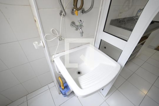 Área de Serviço de apartamento para alugar com 3 quartos, 75m² em Cambuci, São Paulo