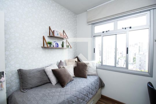 Quarto  de apartamento à venda com 3 quartos, 94m² em Funcionários, Belo Horizonte