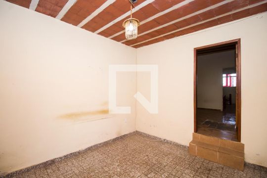 Cozinha de casa para alugar com 2 quartos, 400m² em Cachoeirinha, Belo Horizonte
