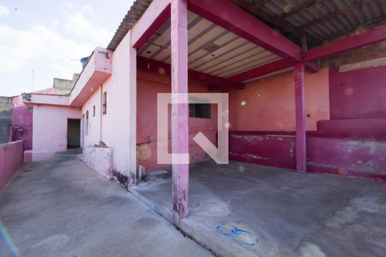 Terraço de casa à venda com 2 quartos, 400m² em Cachoeirinha, Belo Horizonte