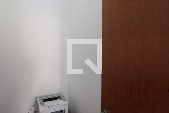 Escritório de casa à venda com 3 quartos, 500m² em Braúnas, Belo Horizonte
