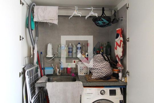 Sala/Cozinha de apartamento à venda com 1 quarto, 47m² em Indianópolis, São Paulo