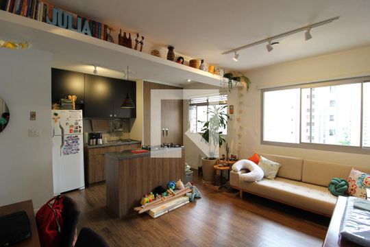 Sala/Cozinha de apartamento à venda com 1 quarto, 47m² em Indianópolis, São Paulo