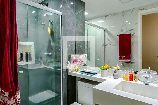 Banheiro da Suíte 1 de apartamento à venda com 2 quartos, 74m² em Quarta Parada, São Paulo