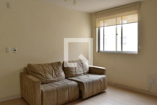 Sala de apartamento para alugar com 2 quartos, 46m² em Ganchinho, Curitiba