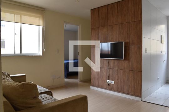 Apartamento para alugar com 2 quartos, 46m² em Ganchinho, Curitiba
