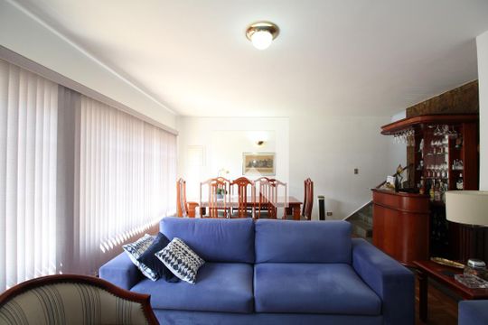 Casa à venda com 3 quartos, 175m² em Vila Sônia, São Paulo