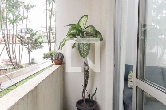 Varanda da Sala de apartamento à venda com 2 quartos, 48m² em Vila Carmosina, São Paulo