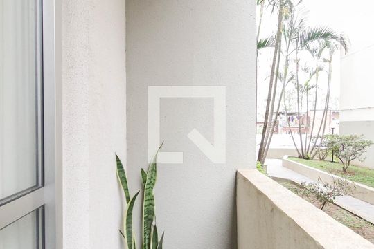 Varanda da Sala de apartamento à venda com 2 quartos, 48m² em Vila Carmosina, São Paulo
