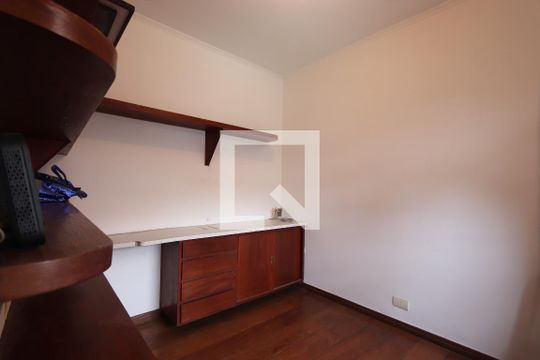 Escritório de casa à venda com 4 quartos, 300m² em Vila Zelina, São Paulo