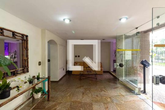 Hall social de apartamento para alugar com 1 quarto, 57m² em Itaim Bibi, São Paulo