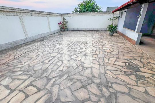 Área externa de casa à venda com 4 quartos, 360m² em Canaa, Belo Horizonte