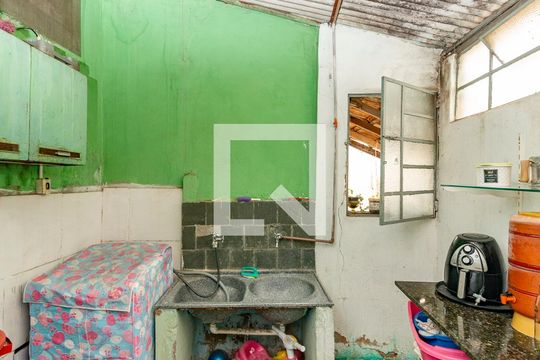 Área de Serviço de casa à venda com 2 quartos, 180m² em Nova Esperança, Belo Horizonte