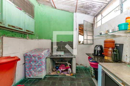 Área de Serviço de casa à venda com 2 quartos, 180m² em Nova Esperança, Belo Horizonte
