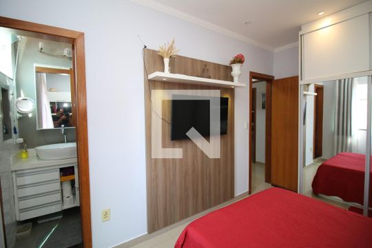 Quarto 1 - Suíte de casa à venda com 3 quartos, 110m² em Olaria, Rio de Janeiro