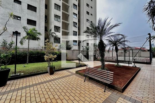 Área comum de apartamento para alugar com 1 quarto, 25m² em Vila Congonhas, São Paulo
