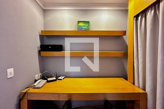 Escritório de apartamento para alugar com 1 quarto, 25m² em Vila Congonhas, São Paulo