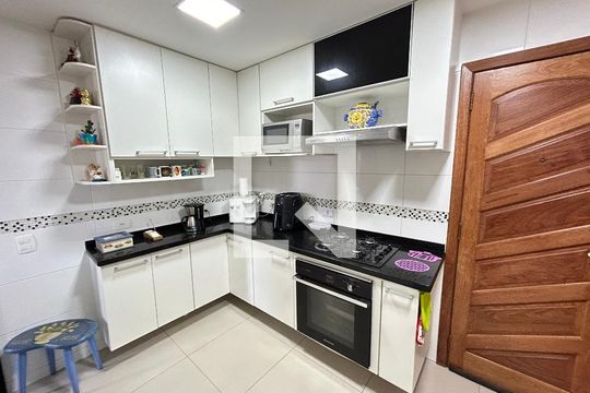 Cozinha de apartamento à venda com 2 quartos, 65m² em Piedade, Rio de Janeiro