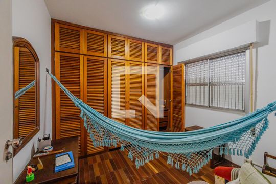 Quarto 2 de apartamento para alugar com 3 quartos, 106m² em Alto de Pinheiros, São Paulo