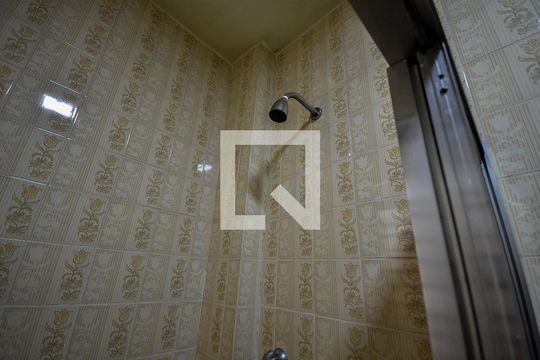 Banheiro Social de casa de condomínio à venda com 2 quartos, 63m² em Vila Isabel, Rio de Janeiro