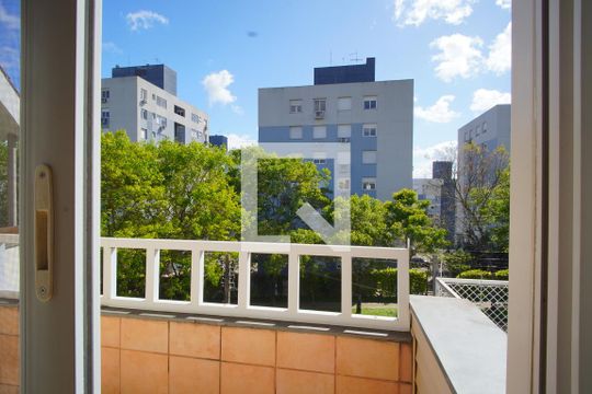 Varanda de casa à venda com 3 quartos, 348m² em Vila Jardim, Porto Alegre
