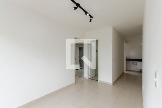 Sala de apartamento para alugar com 2 quartos, 48m² em Vila Santa Edwiges, São Paulo
