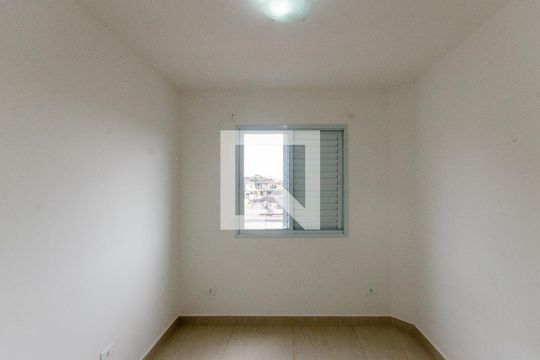 Quarto 1 de apartamento para alugar com 2 quartos, 48m² em Vila Santa Edwiges, São Paulo