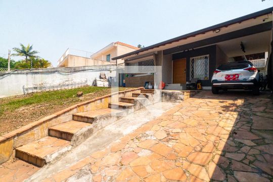 Garagem de casa à venda com 3 quartos, 498m² em Cidade Vargas, São Paulo