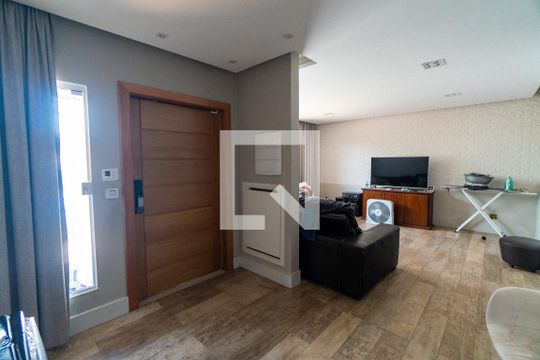 Casa à venda com 3 quartos, 498m² em Cidade Vargas, São Paulo