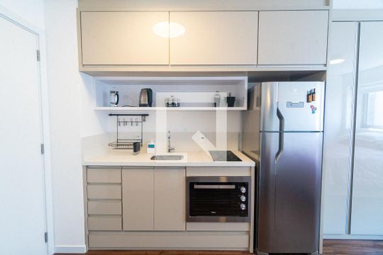 Cozinha de kitnet/studio à venda com 1 quarto, 28m² em Vila Clementino, São Paulo