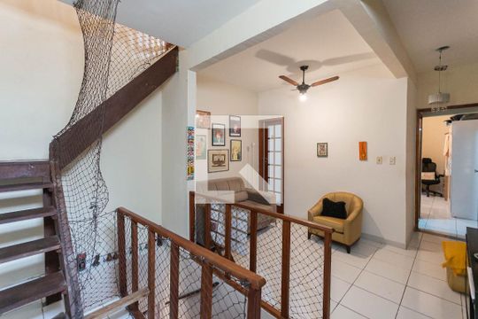 Sala segundo andar de casa à venda com 3 quartos, 115m² em Tijuca, Rio de Janeiro