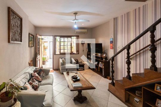 Sala de casa à venda com 3 quartos, 115m² em Tijuca, Rio de Janeiro