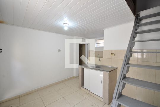 Sala/Cozinha de casa para alugar com 1 quarto, 40m² em Vila Maria Alta, São Paulo
