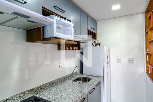 Cozinha de apartamento à venda com 2 quartos, 49m² em Quarta Parada, São Paulo
