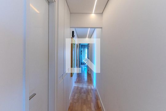 Corredor de apartamento à venda com 4 quartos, 312m² em Santa Cecilia, São Paulo