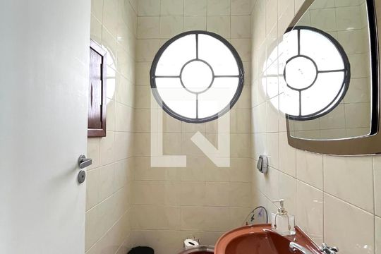 Lavabo de casa à venda com 4 quartos, 142m² em Vila Mascote, São Paulo
