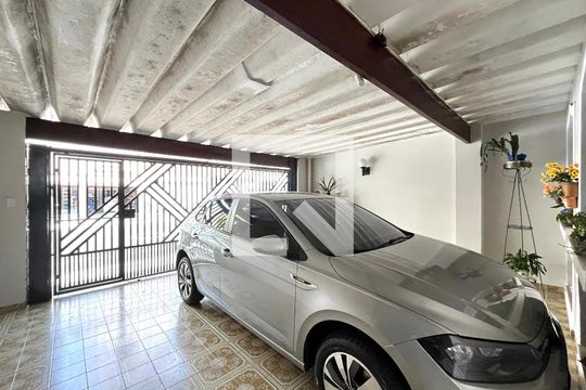 Garagem de casa à venda com 4 quartos, 142m² em Vila Mascote, São Paulo
