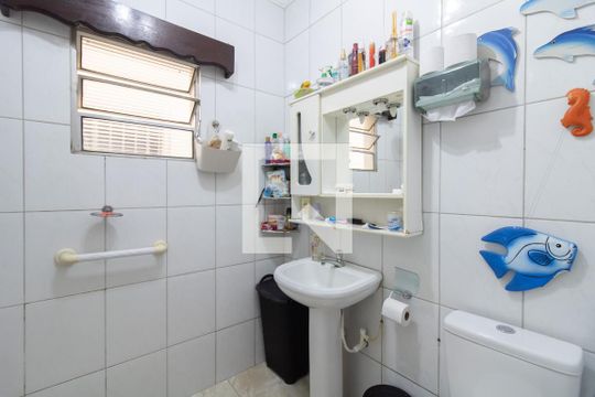 Banheiro de casa à venda com 3 quartos, 175m² em Jardim Paraventi, Guarulhos