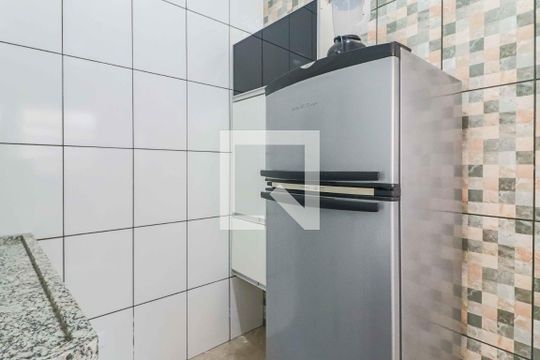 Cozinha de kitnet/studio para alugar com 1 quarto, 30m² em Jaguaré, São Paulo
