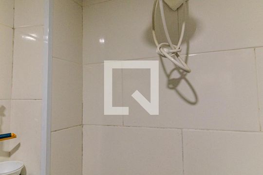 Banheiro de kitnet/studio à venda com 1 quarto, 30m² em Vila Buarque, São Paulo