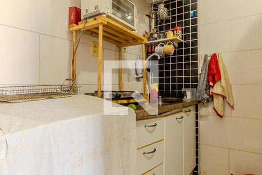 Cozinha de kitnet/studio à venda com 1 quarto, 30m² em Vila Buarque, São Paulo