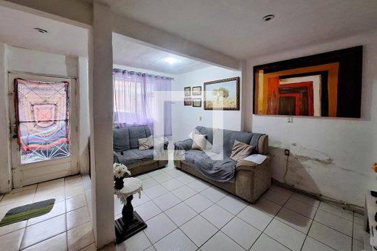 Sala de casa à venda com 2 quartos, 80m² em Piratininga, Niterói
