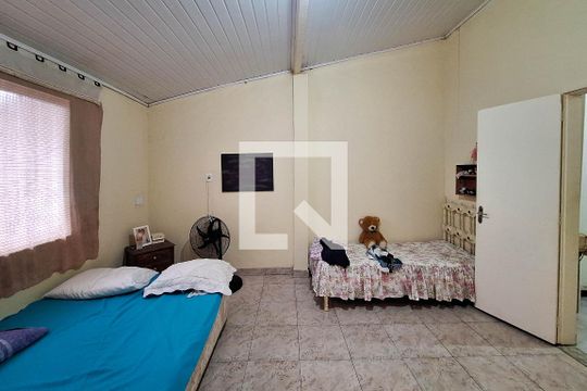 Suíte de casa à venda com 2 quartos, 80m² em Piratininga, Niterói