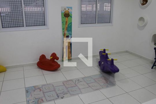 Área comum de apartamento para alugar com 2 quartos, 38m² em Vila Tolstoi, São Paulo