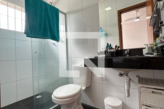 Banheiro da Suíte de casa à venda com 3 quartos, 125m² em Vila Butantã, São Paulo