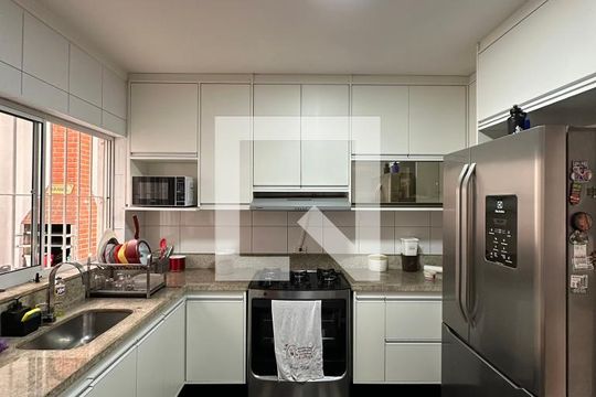 Cozinha de casa à venda com 3 quartos, 125m² em Vila Butantã, São Paulo