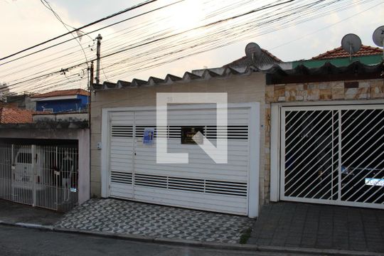 Fachada de casa à venda com 3 quartos, 125m² em Jardim Haia do Carrão, São Paulo