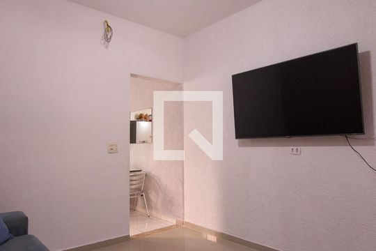 Sala de casa à venda com 3 quartos, 125m² em Jardim Haia do Carrão, São Paulo